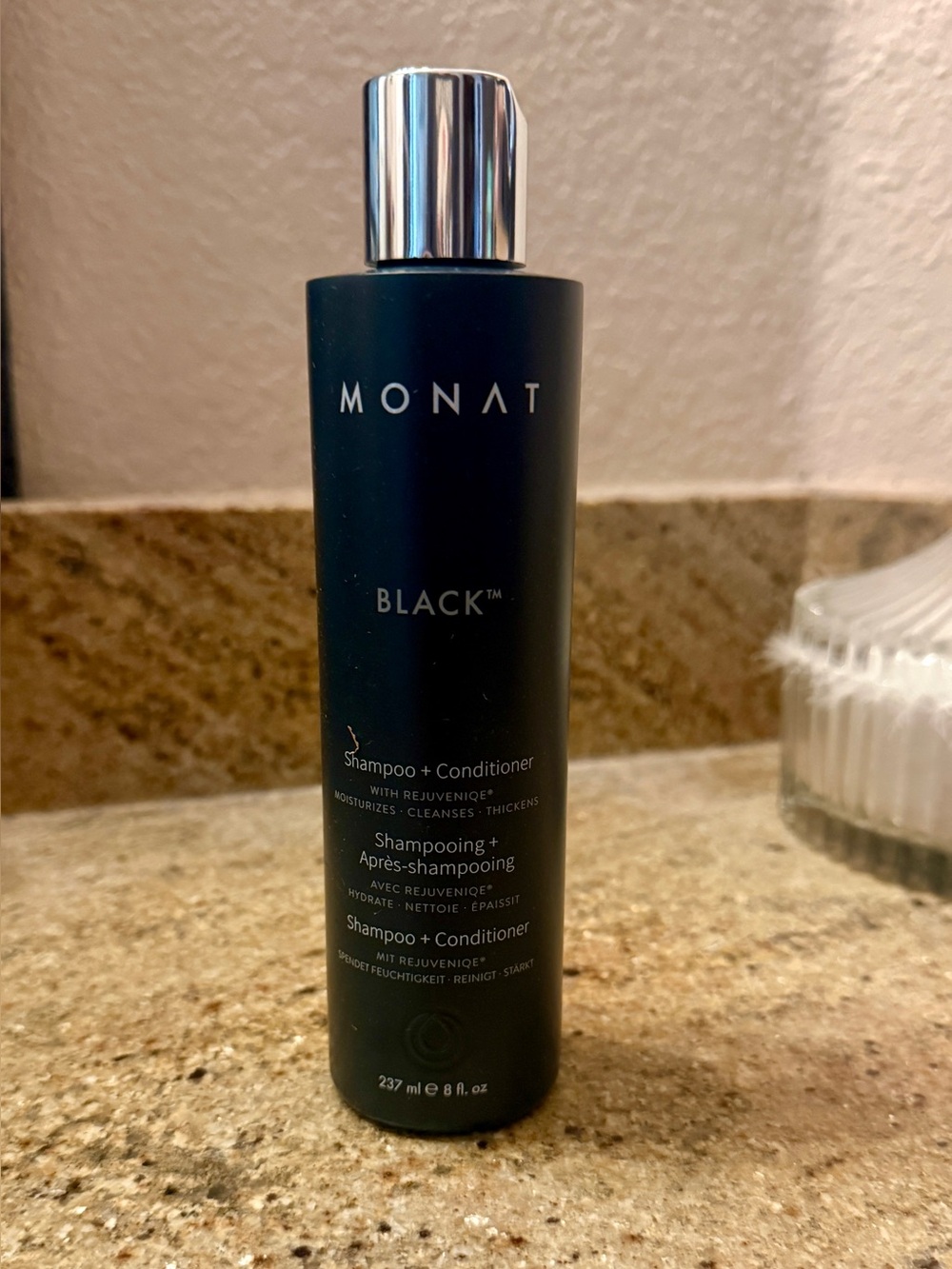 New Monat Black Shampoo & Conditioner